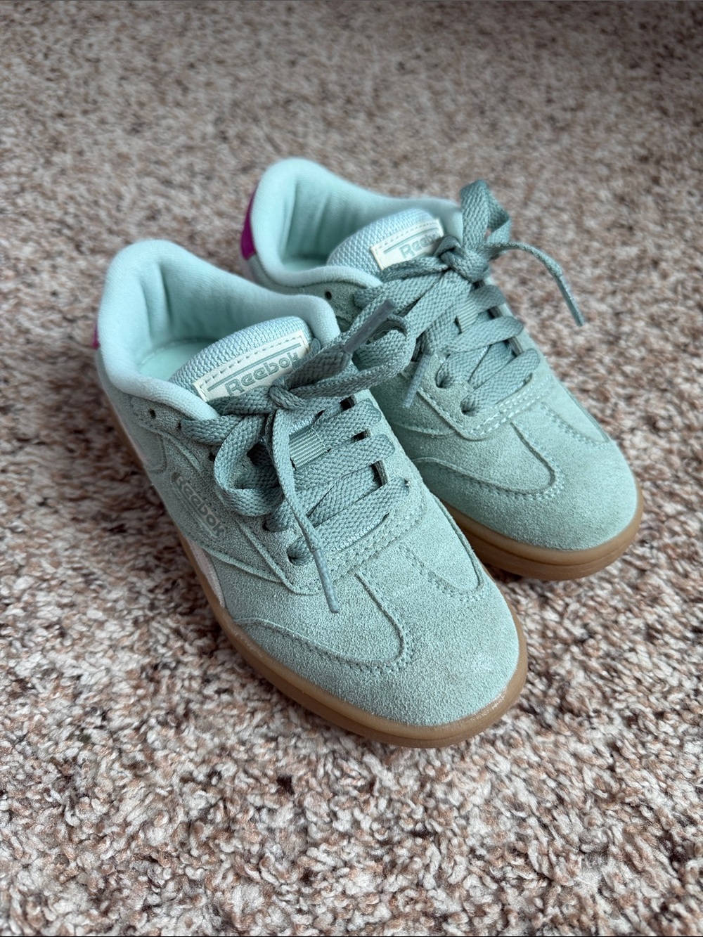 NWOT KIDS REEBOX MINT GREEN SUEDE LACE UP SNEAKERS TENNIS SHOES